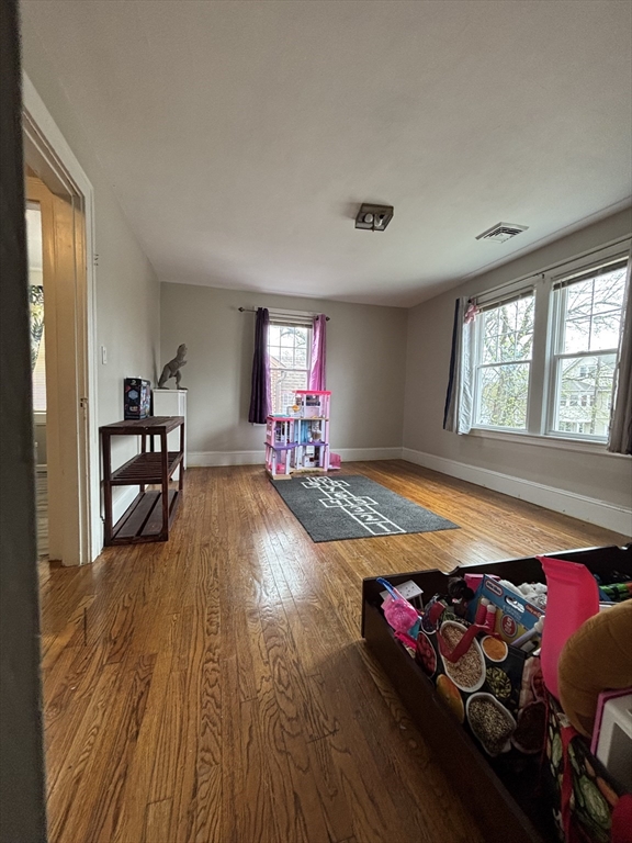 127 Melha Avenue Springfield, MA 01104 - Photo 27 of 41