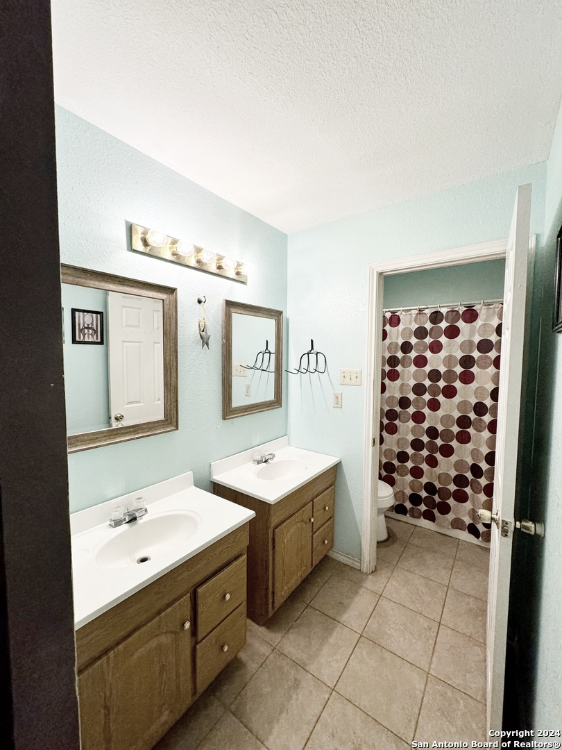 133 Rio Grande Street Uvalde, TX 78801 - Photo 21 of 28