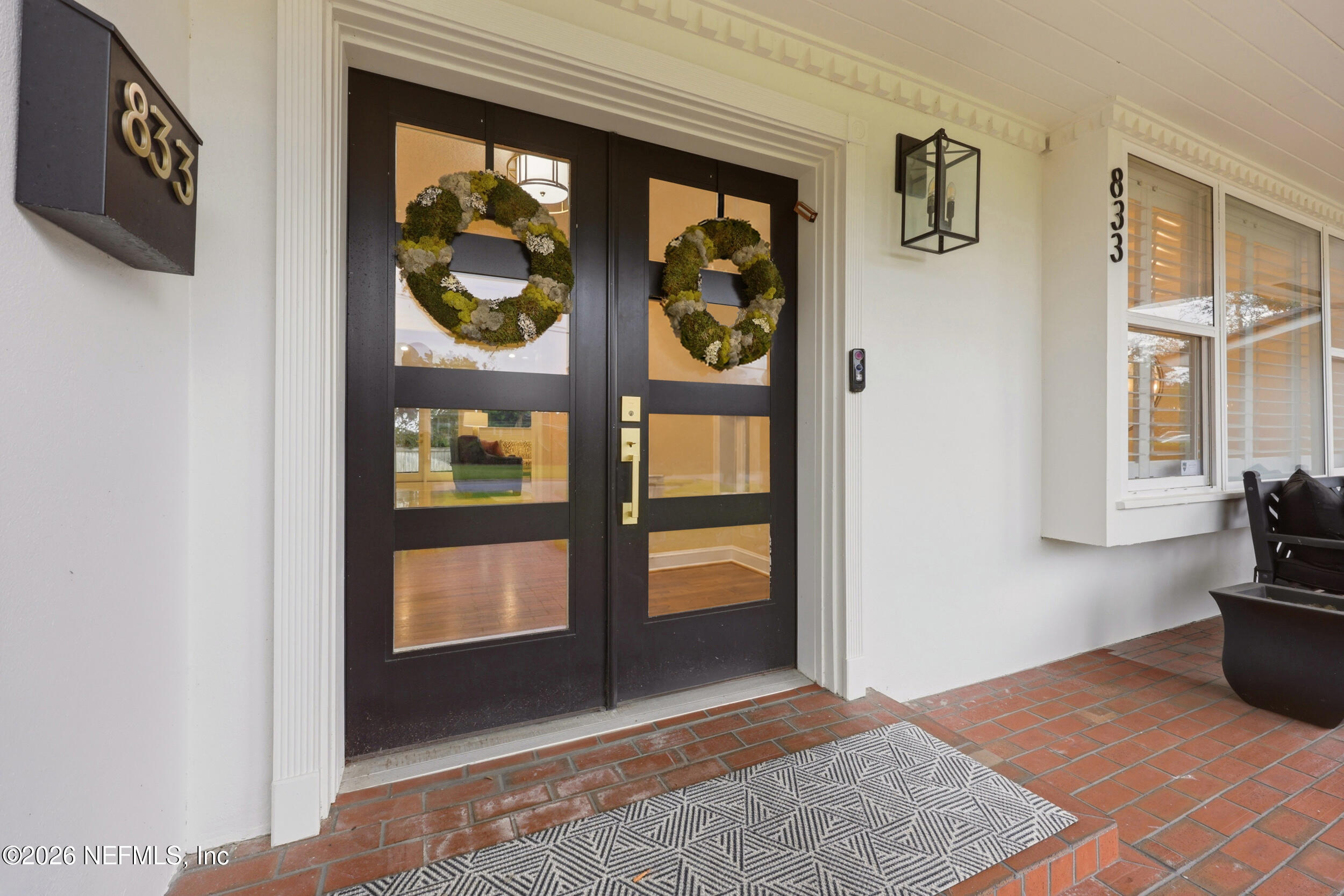 833 Waterman Road North Jacksonville, FL 32207 - Photo 5 of 63 Welcome home!