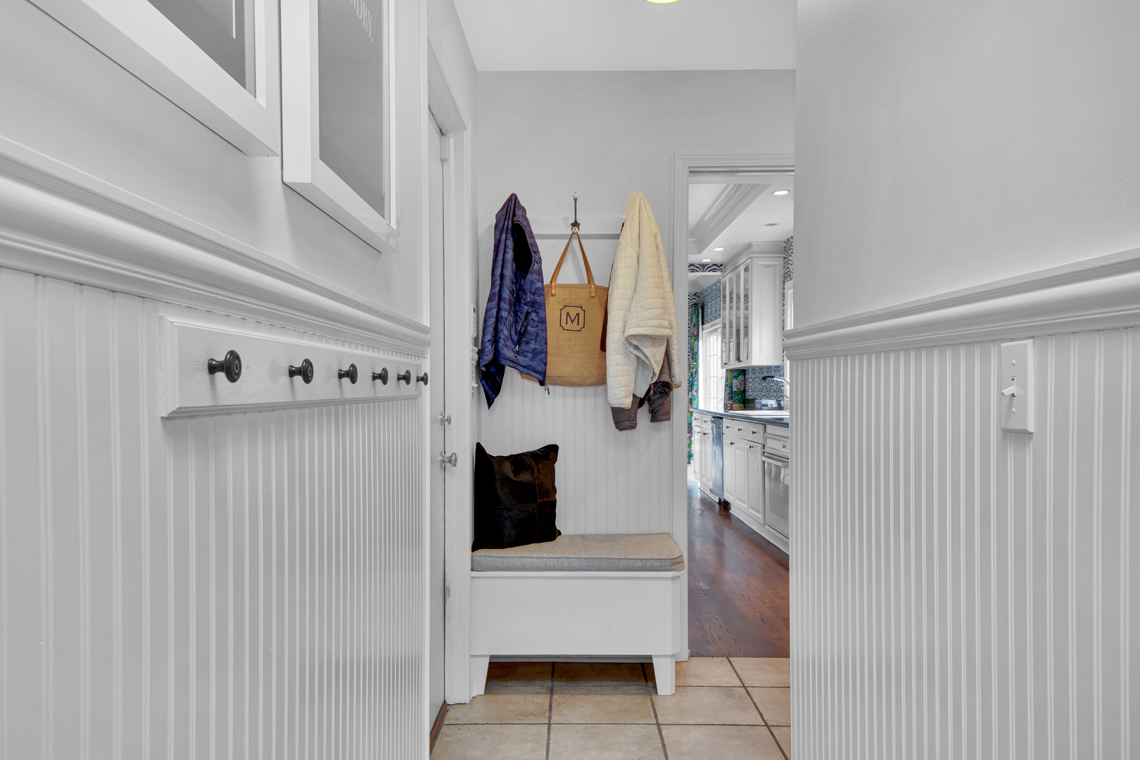 500 Douglas Drive Lake Forest, IL 60045 - Photo 18 of 34 a view of living room with furniture and a walk in closet