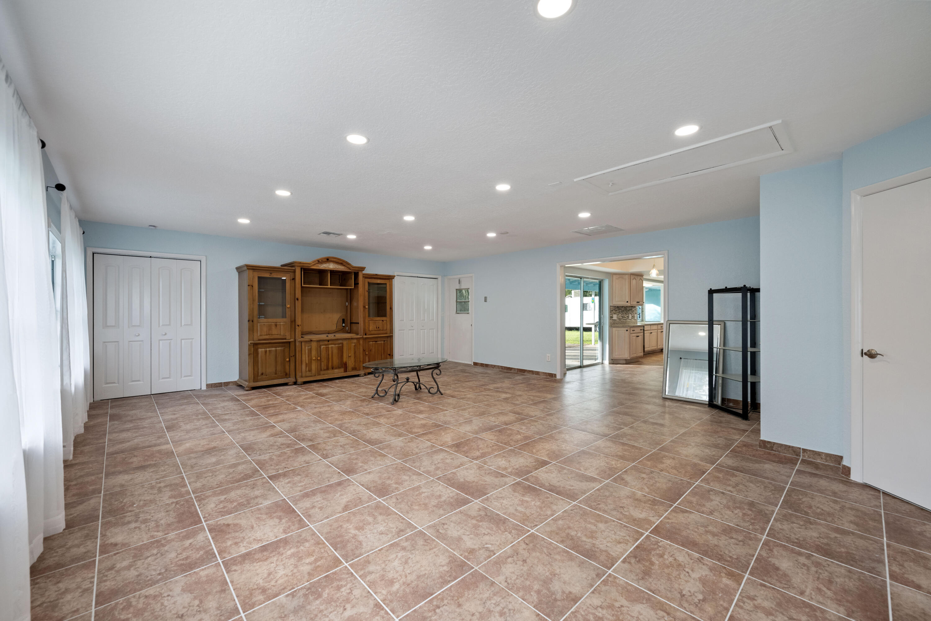 246 Akron Road Lake Worth, FL 33467 - Photo 41 of 50 DSC_5235
