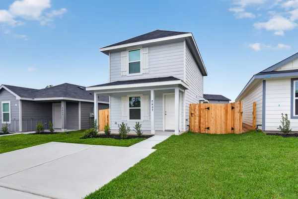 $1,495 | 2037 East Gemini Drive, Splendora, TX 77372