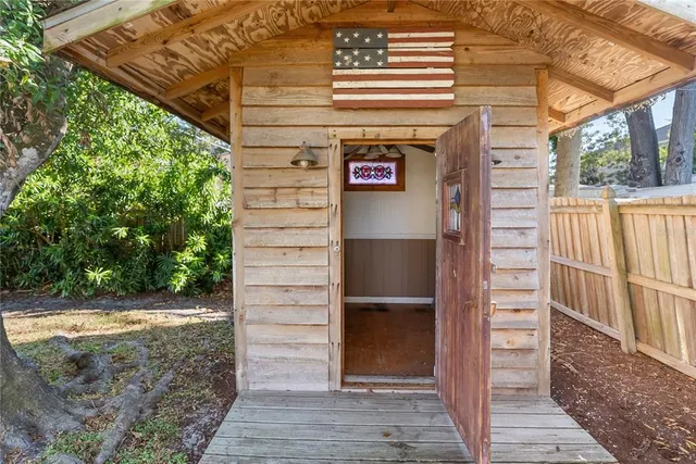 $414,000 | 2530 Loma Linda Street, Sarasota, FL 34239