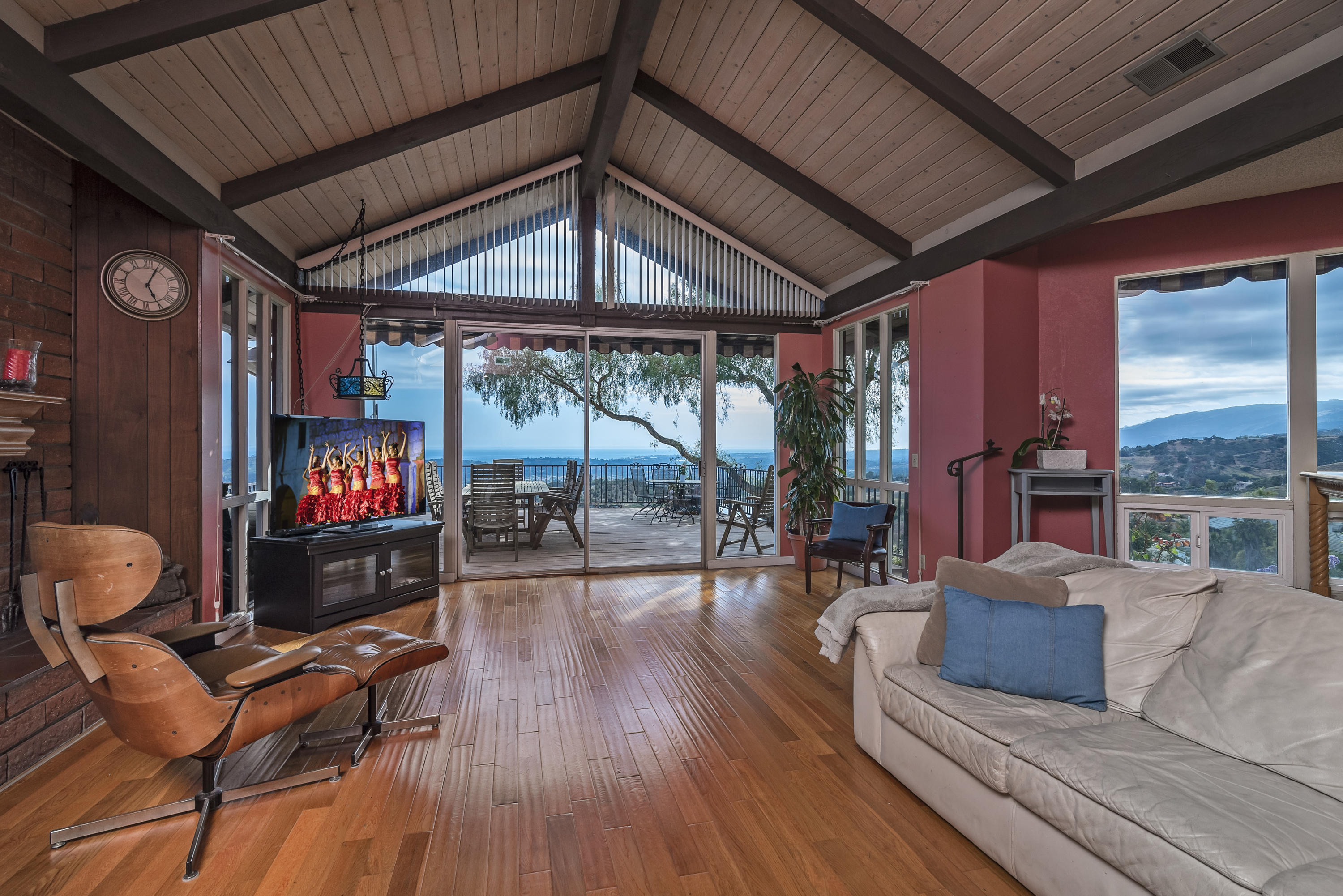1174 Palomino Road Santa Barbara, CA 93105 - Photo 5 of 28 _TOM3347