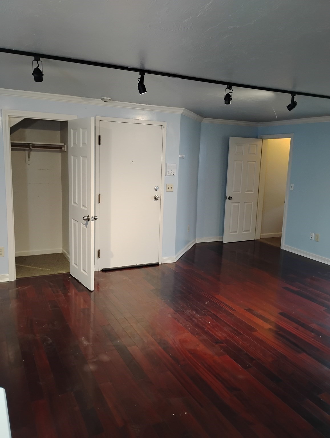 11 Hulbert Road, Unit 15 Worcester, MA 01603 - Photo 1 of 8 Gallery Image 1