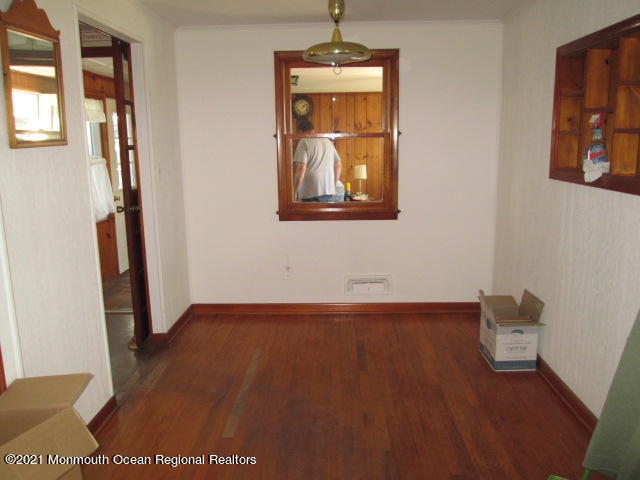2115 Wilson Road Point Pleasant, NJ 08742 - Photo 19 of 21 Wilson Dining