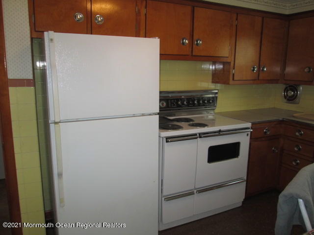 2115 Wilson Road Point Pleasant, NJ 08742 - Photo 4 of 21 Wilson appliances