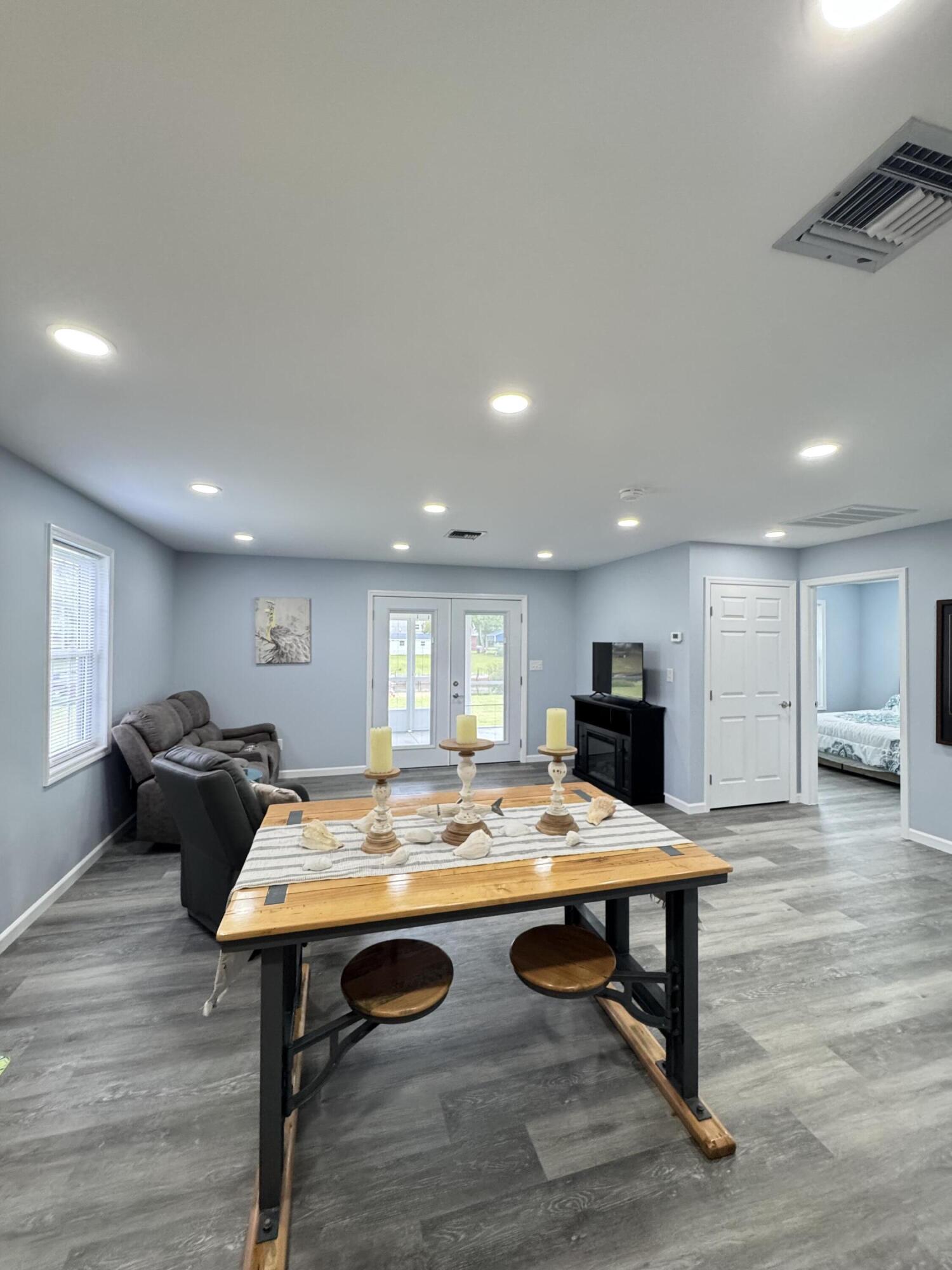 1609 Hudson Road Summerton, SC 29148 - Photo 9 of 27 IMG_0949
