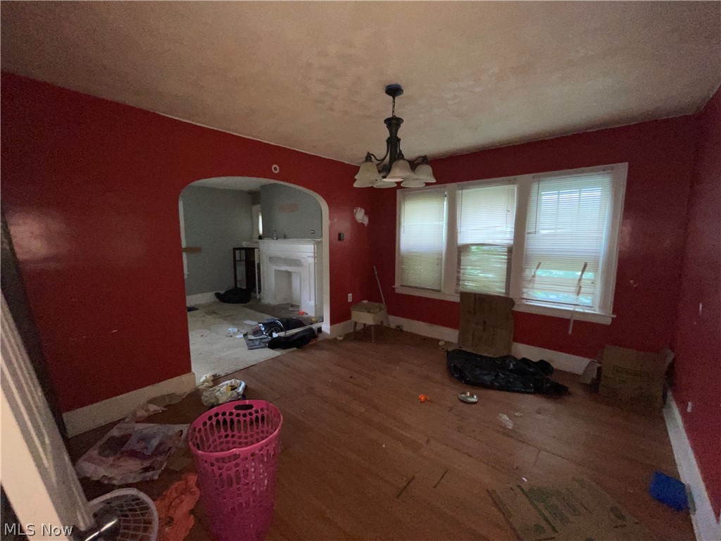 581 Marview Avenue Akron, OH 44310 - Photo 3 of 14 Gallery Image 3