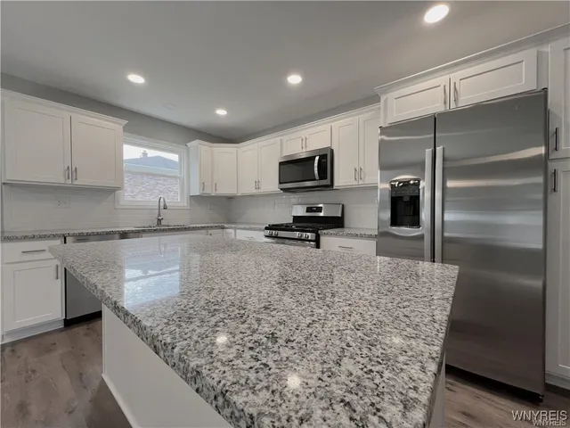 $2,500 | 1589 Center Road, Unit L & R, West Seneca, NY 14224