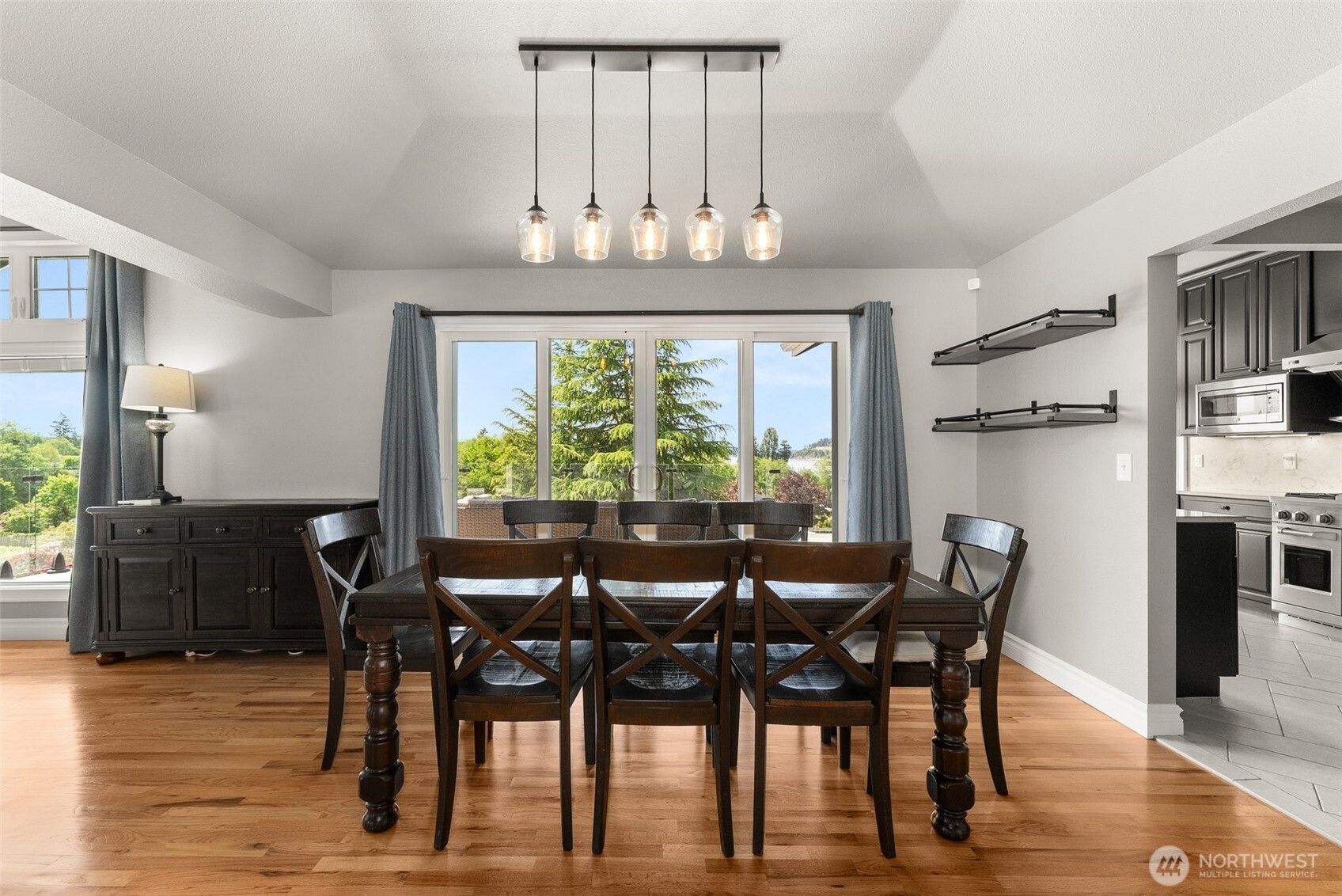 1407 Lewis Road Tacoma, WA 98465 - Photo 14 of 40 Gallery Image 14