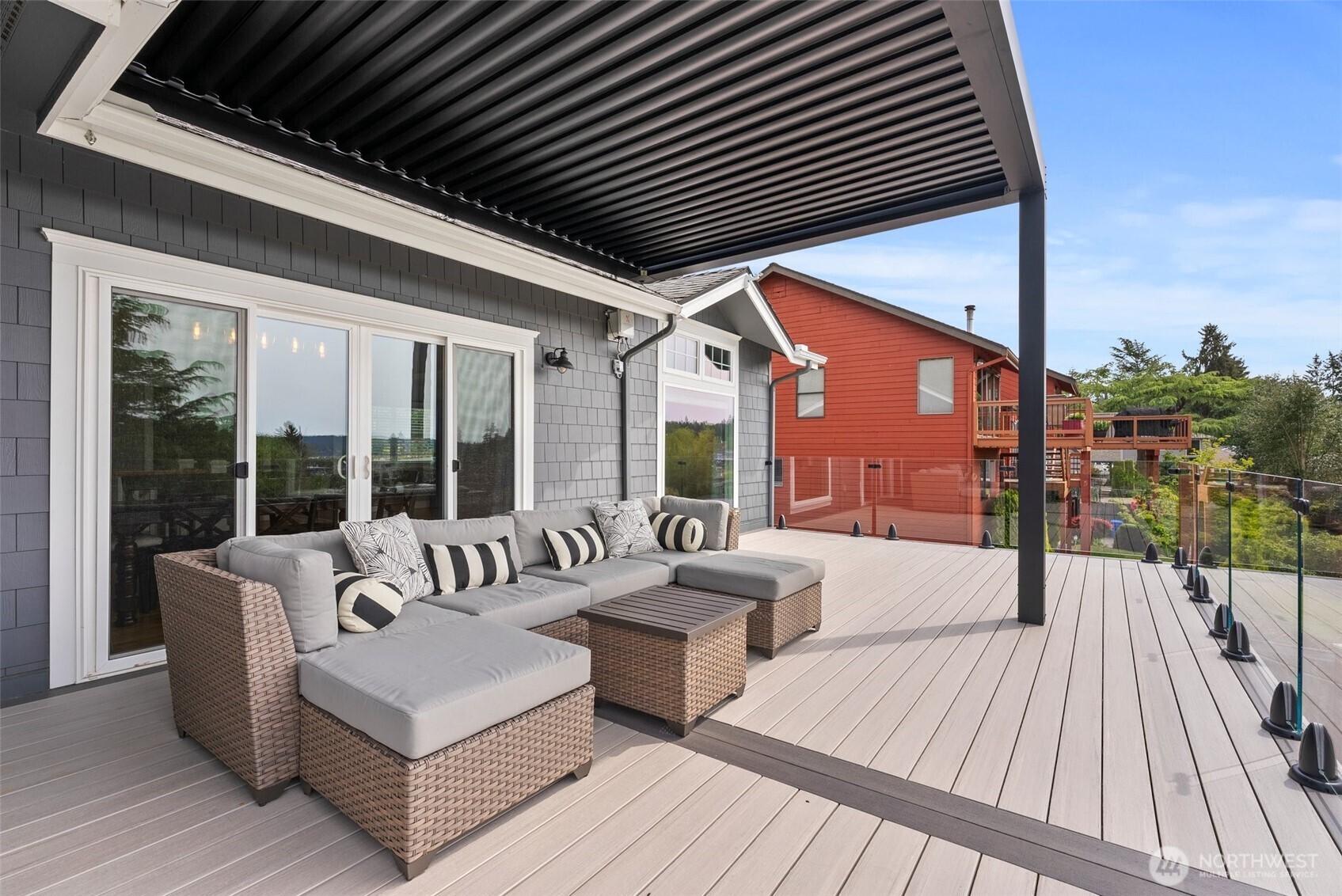 1407 Lewis Road Tacoma, WA 98465 - Photo 28 of 40 Gallery Image 28