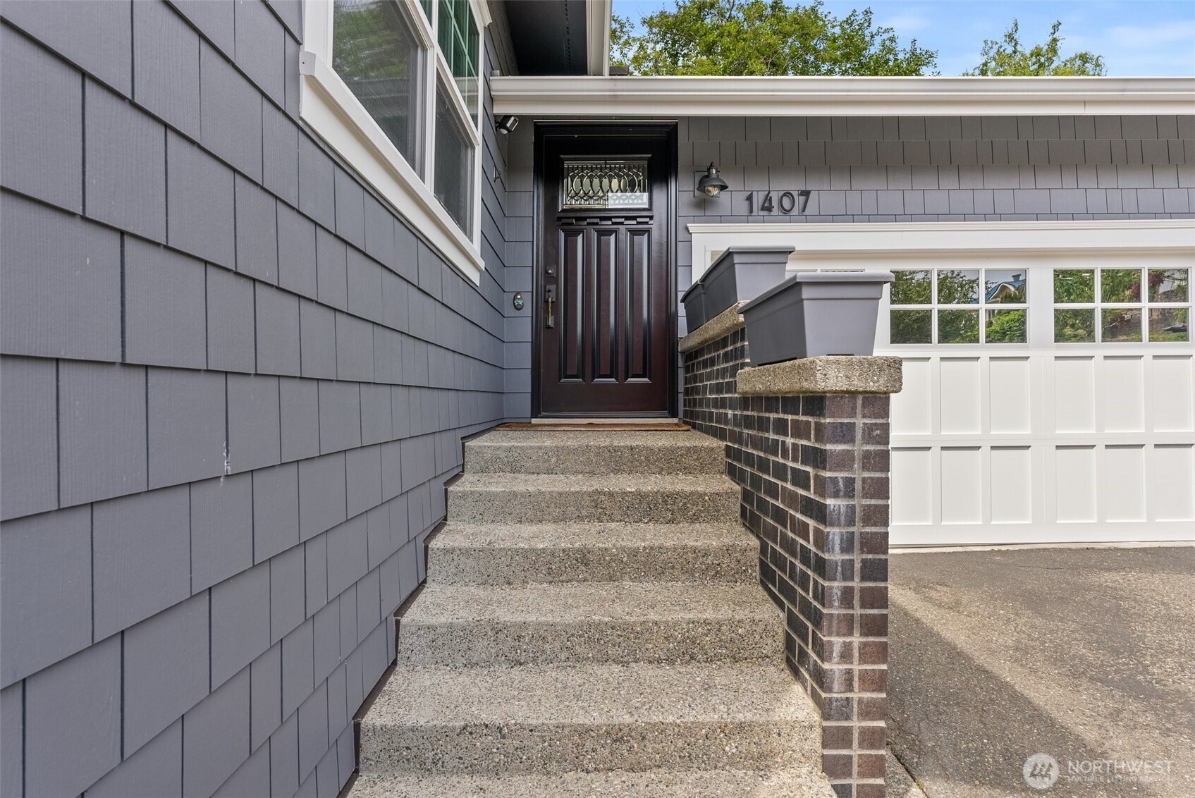 1407 Lewis Road Tacoma, WA 98465 - Photo 6 of 40 Gallery Image 6