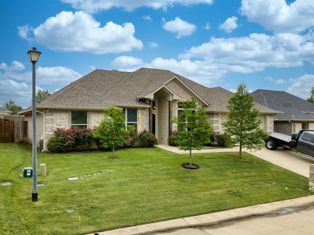2209 Rana Park Flint, TX 75762 - Photo 2 of 28