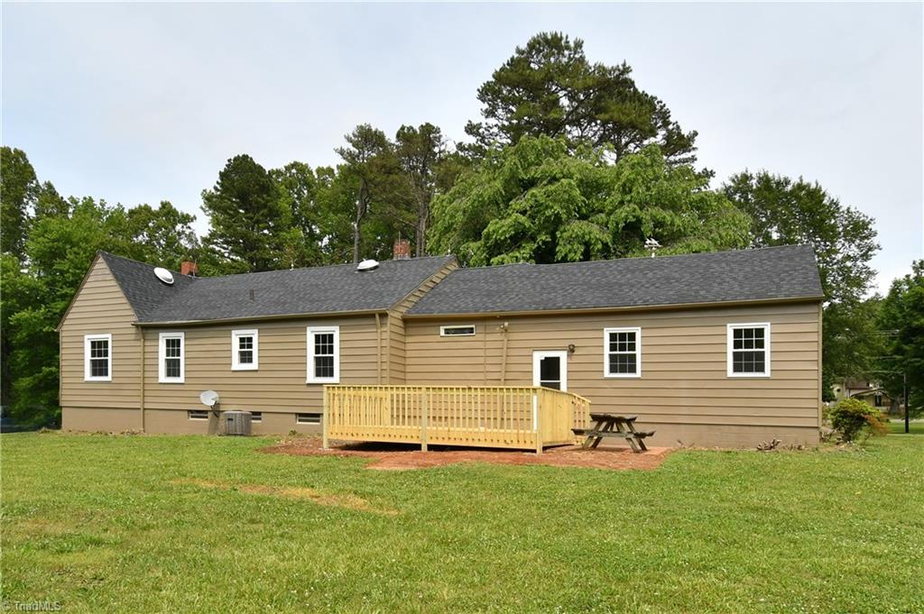 1588 Yadkin Valley Road Advance, NC 27006 - Photo 17 of 18 Gallery Image 17