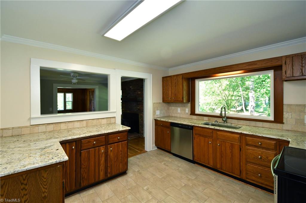 1588 Yadkin Valley Road Advance, NC 27006 - Photo 6 of 18 Gallery Image 6
