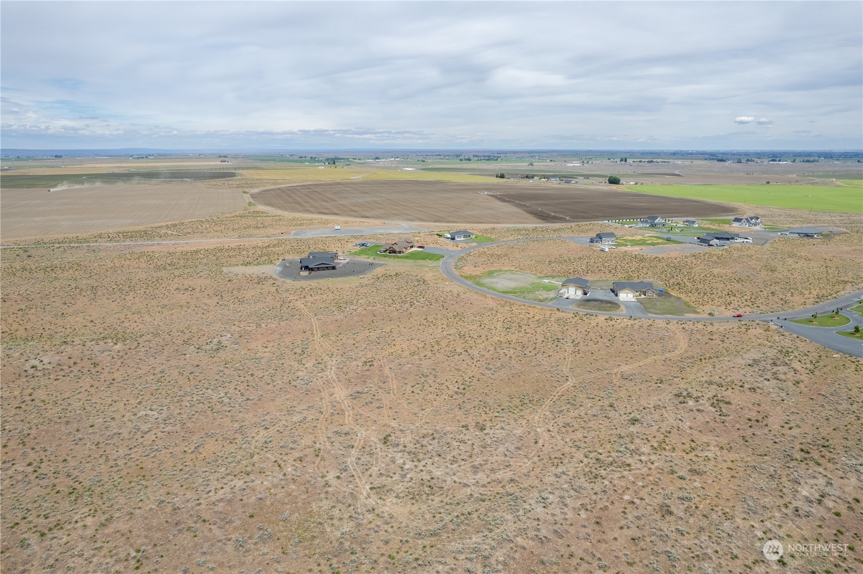 452 Southeast Desert Hills Loop Road Moses Lake, WA 98837 - Photo 5 of 22