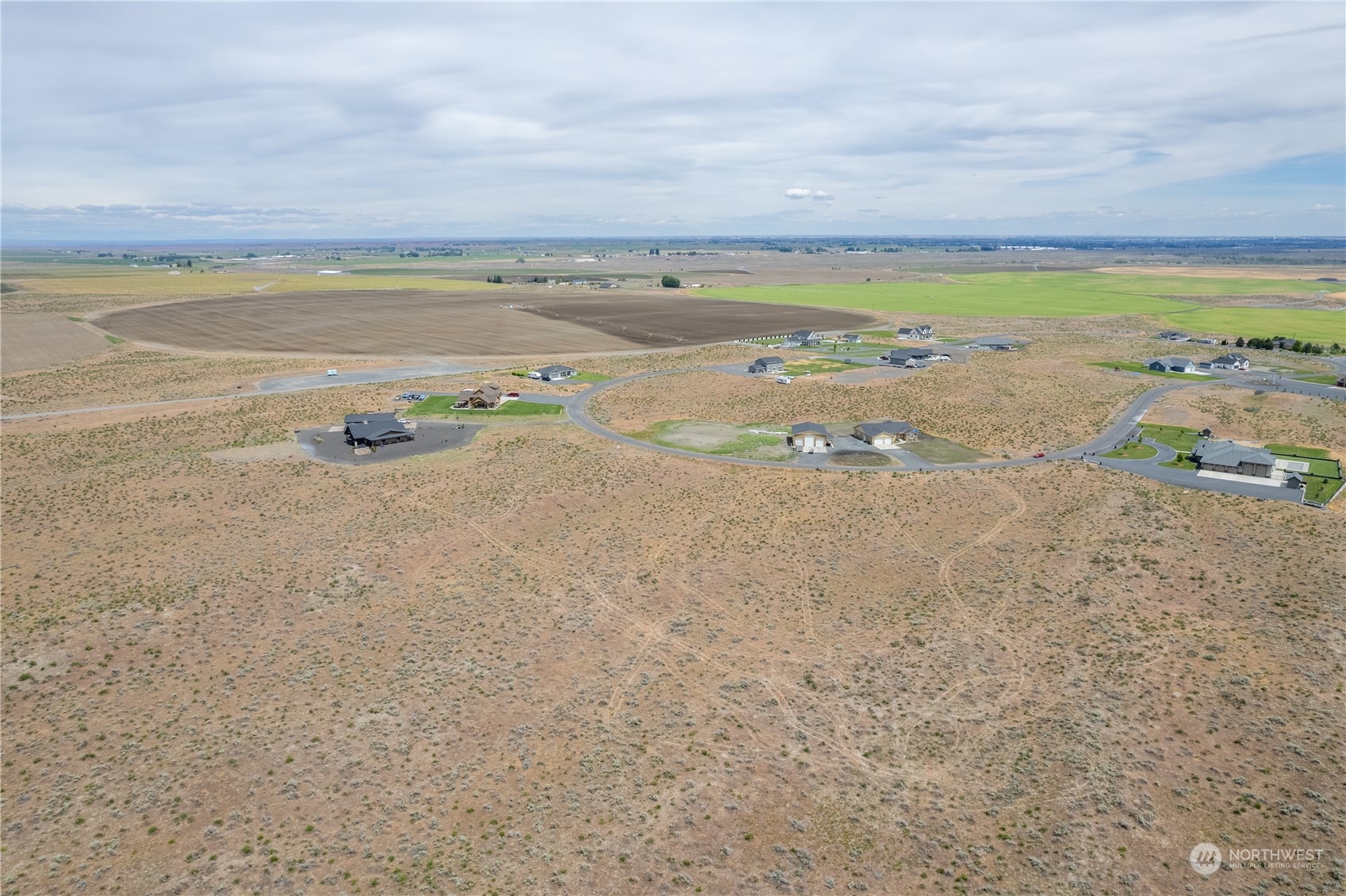 452 Southeast Desert Hills Loop Road Moses Lake, WA 98837 - Photo 6 of 22