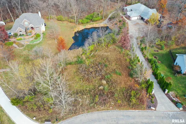 $27,500 | 1216 Winterberry Avenue, Germantown Hills, IL 61548