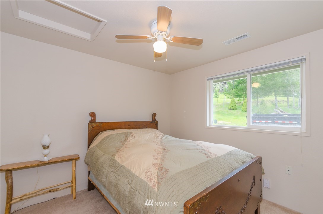 892 Pleasant Valley Road Chehalis, WA 98532 - Photo 14 of 24