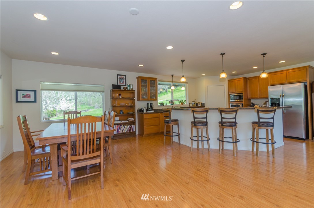 892 Pleasant Valley Road Chehalis, WA 98532 - Photo 7 of 24