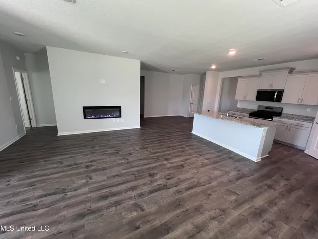 $2,400 | 8293 Gum Pond Drive, Olive Branch, MS 38654