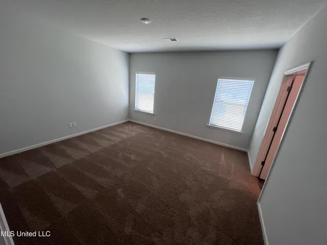 $2,400 | 8293 Gum Pond Drive, Olive Branch, MS 38654