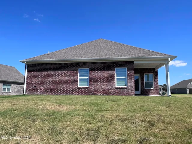 $2,400 | 8293 Gum Pond Drive, Olive Branch, MS 38654