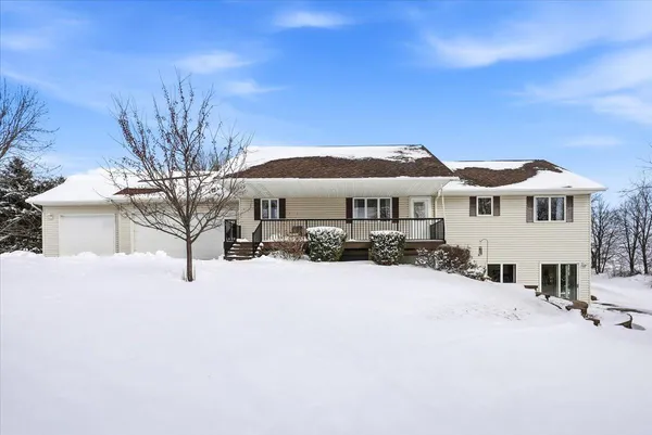 $515,000 | 1362 146th Avenue, New Richmond, WI 54017