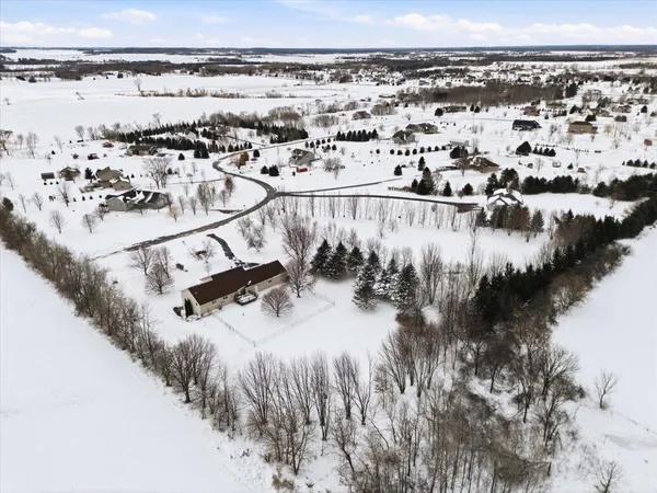 $515,000 | 1362 146th Avenue, New Richmond, WI 54017