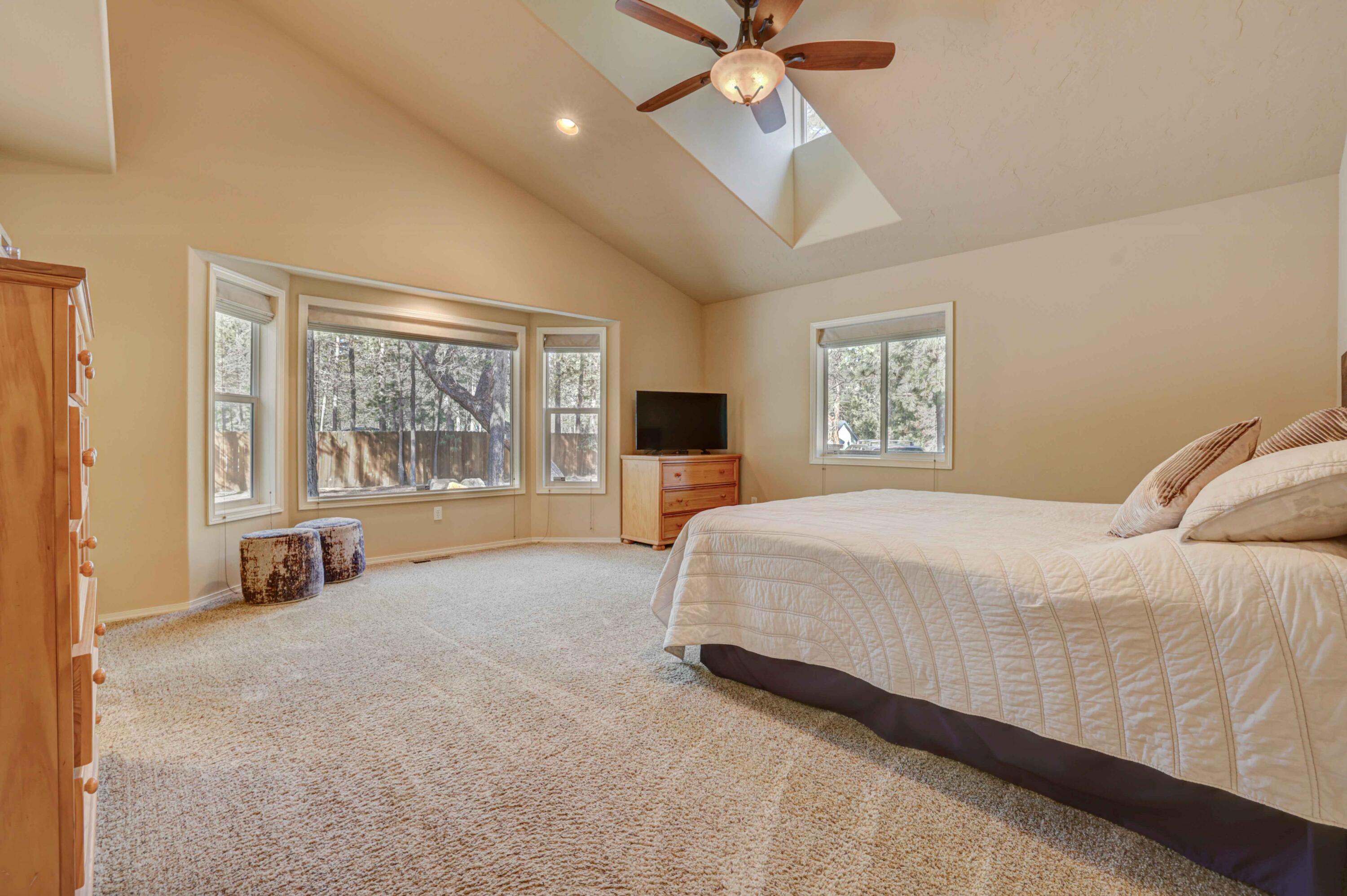 16975 Hermosa Road Bend, OR 97707 - Photo 15 of 27 Hermosa edits-13