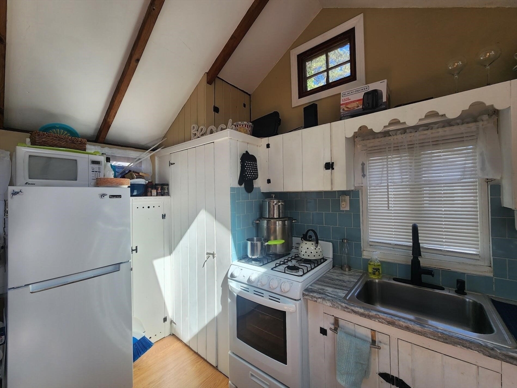 262 Old Wharf Road, Unit 7 Dennis, MA 02639 - Photo 11 of 35 Gallery Image 11