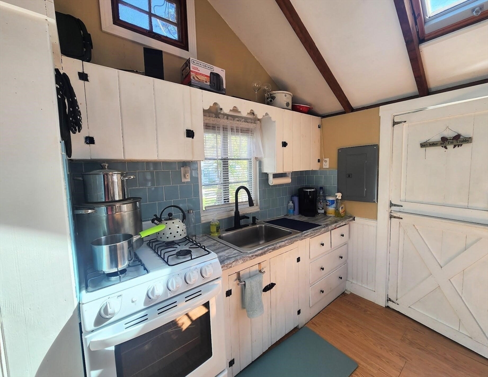 262 Old Wharf Road, Unit 7 Dennis, MA 02639 - Photo 12 of 35 Gallery Image 12
