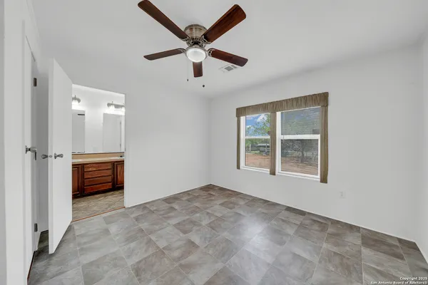 $389,999 | 6 River Bluff Drive, Lytle, TX 78052