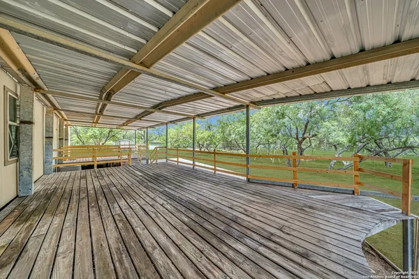 $389,999 | 6 River Bluff Drive, Lytle, TX 78052