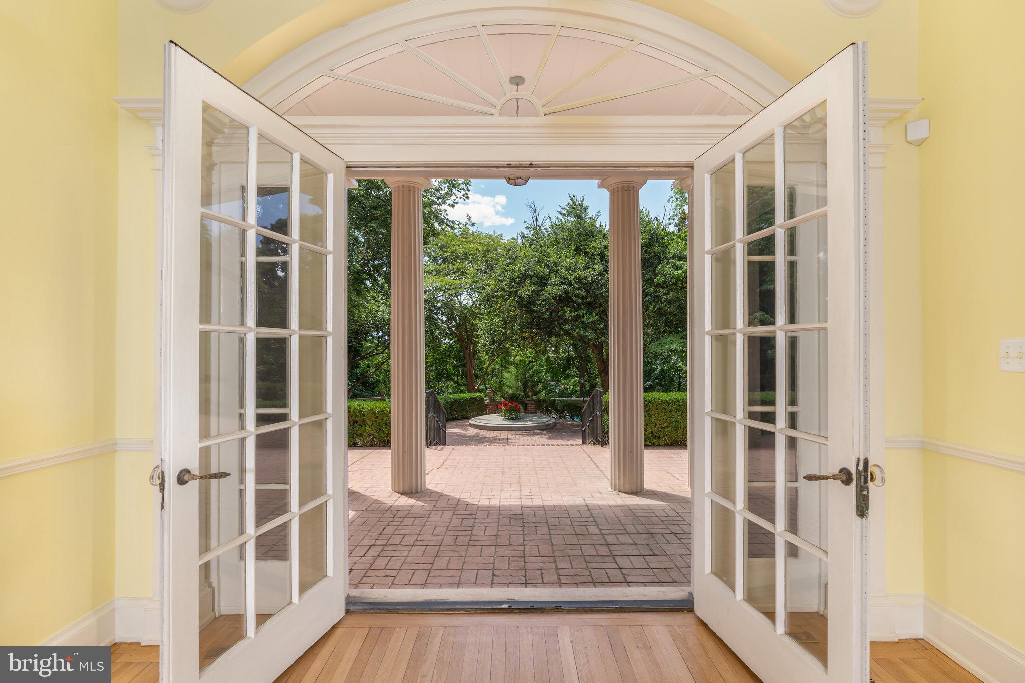 2230 S Street Northwest Washington, DC 20008 - Photo 27 of 59 Rear