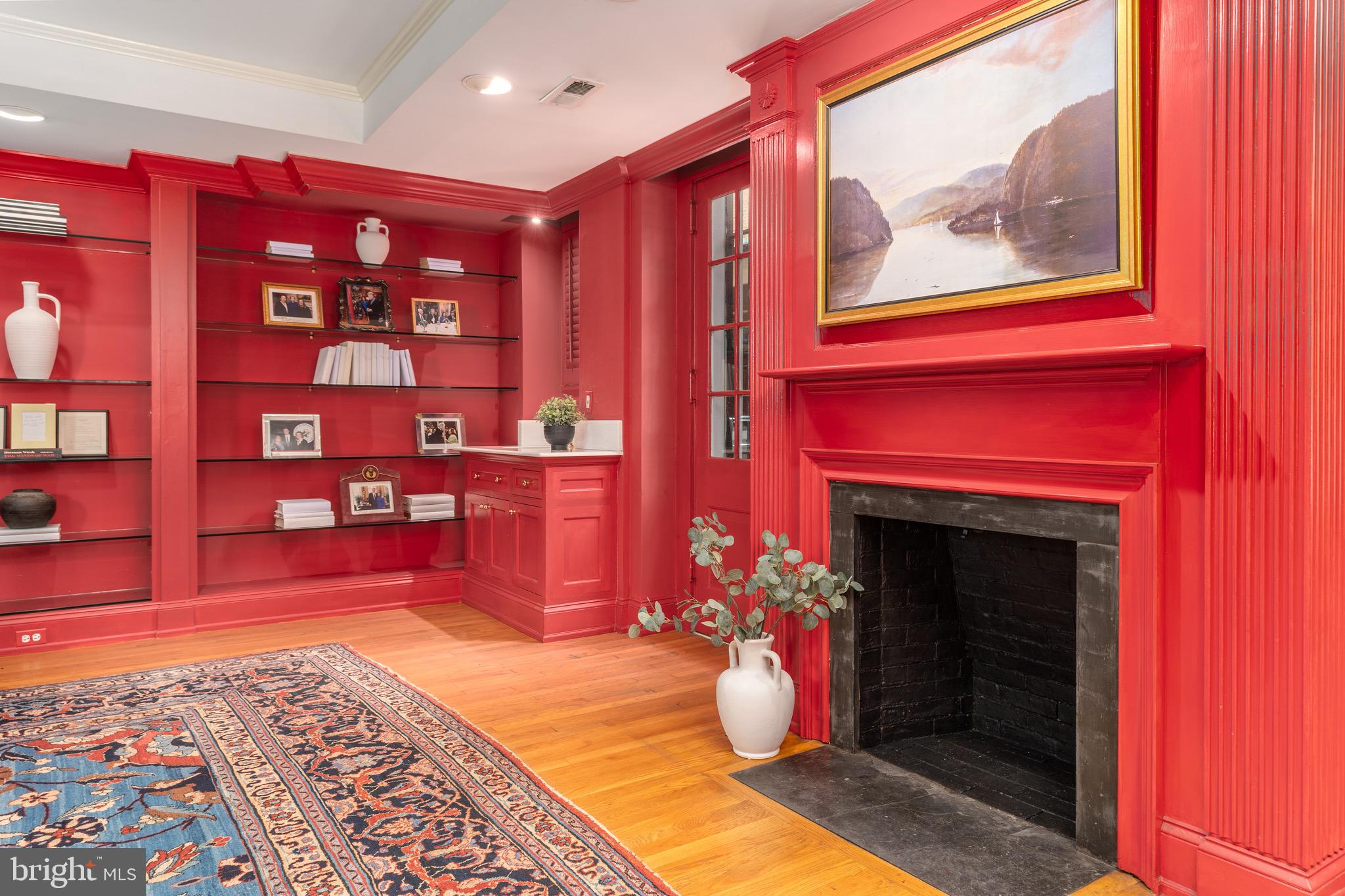 2230 S Street Northwest Washington, DC 20008 - Photo 8 of 59 Library