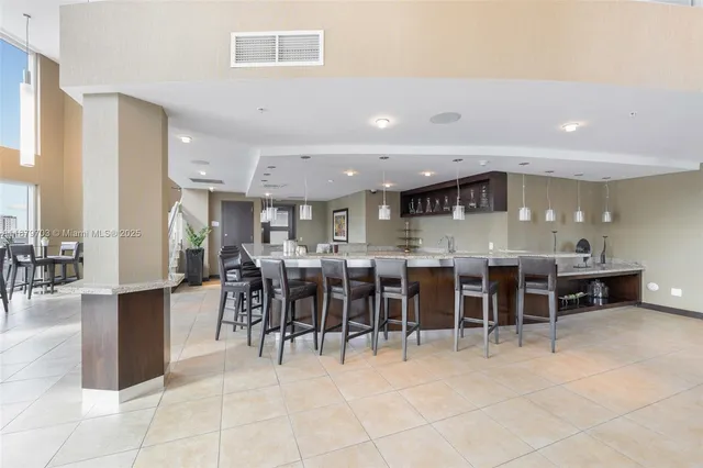 $2,800 | 60 Southwest 13th Street, Unit 2413, Miami, FL 33130