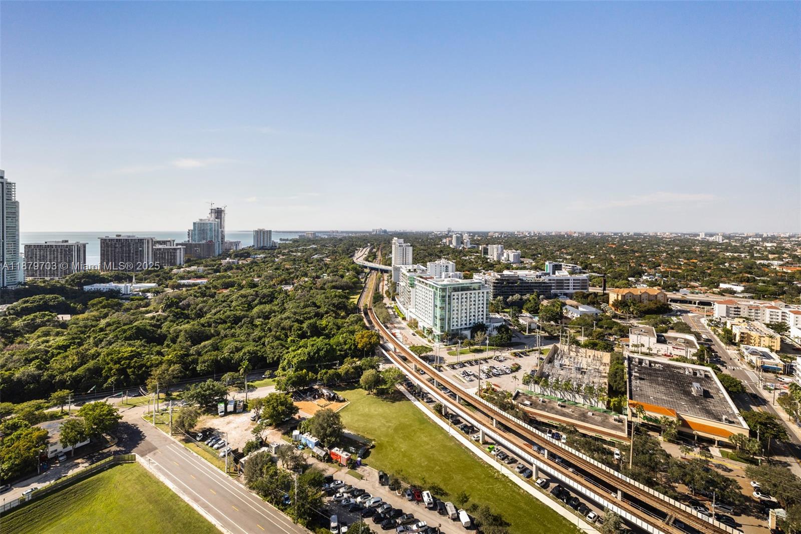 60 Southwest 13th Street, Unit 2413 Miami, FL 33130 - Photo 9 of 19