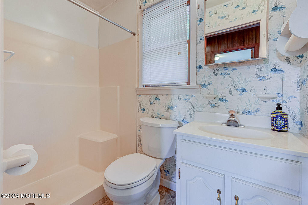 4 Spring Street Toms River, NJ 08753 - Photo 18 of 35 4_spring_st_015