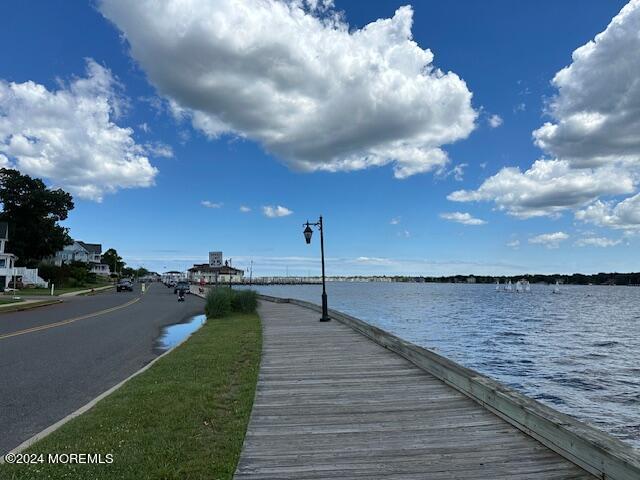 4 Spring Street Toms River, NJ 08753 - Photo 24 of 35 IH Pavilion