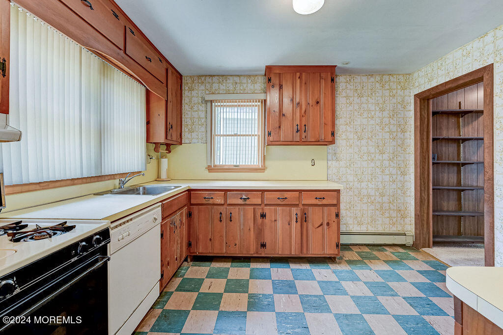 4 Spring Street Toms River, NJ 08753 - Photo 29 of 35 4_spring_st_011