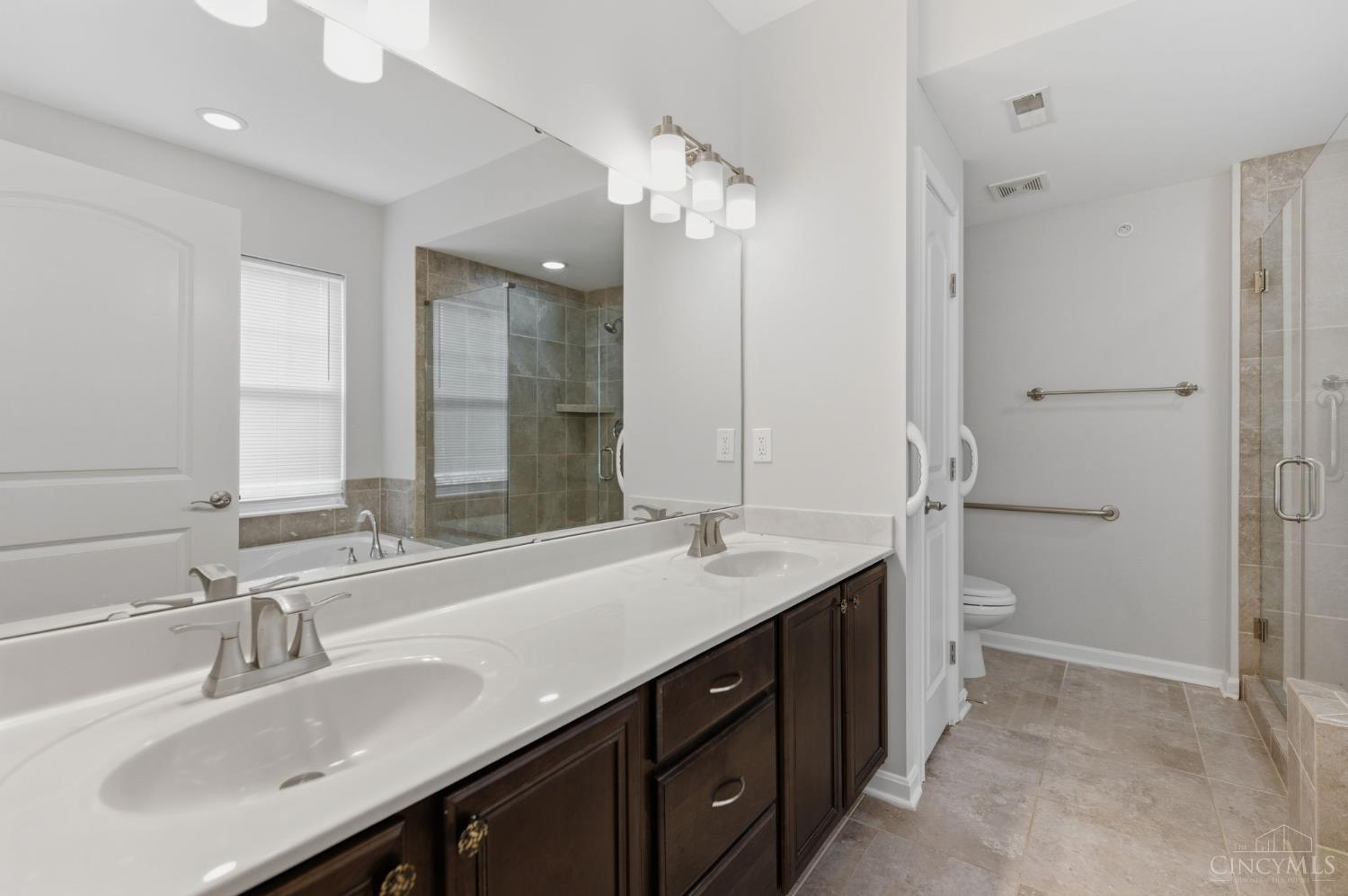 3390 Wasson Road, Unit A Cincinnati, OH 45209 - Photo 21 of 36 Gallery Image 21