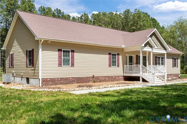 $625,000 | 547 Twin Harbor Road, Reedville, VA 22539