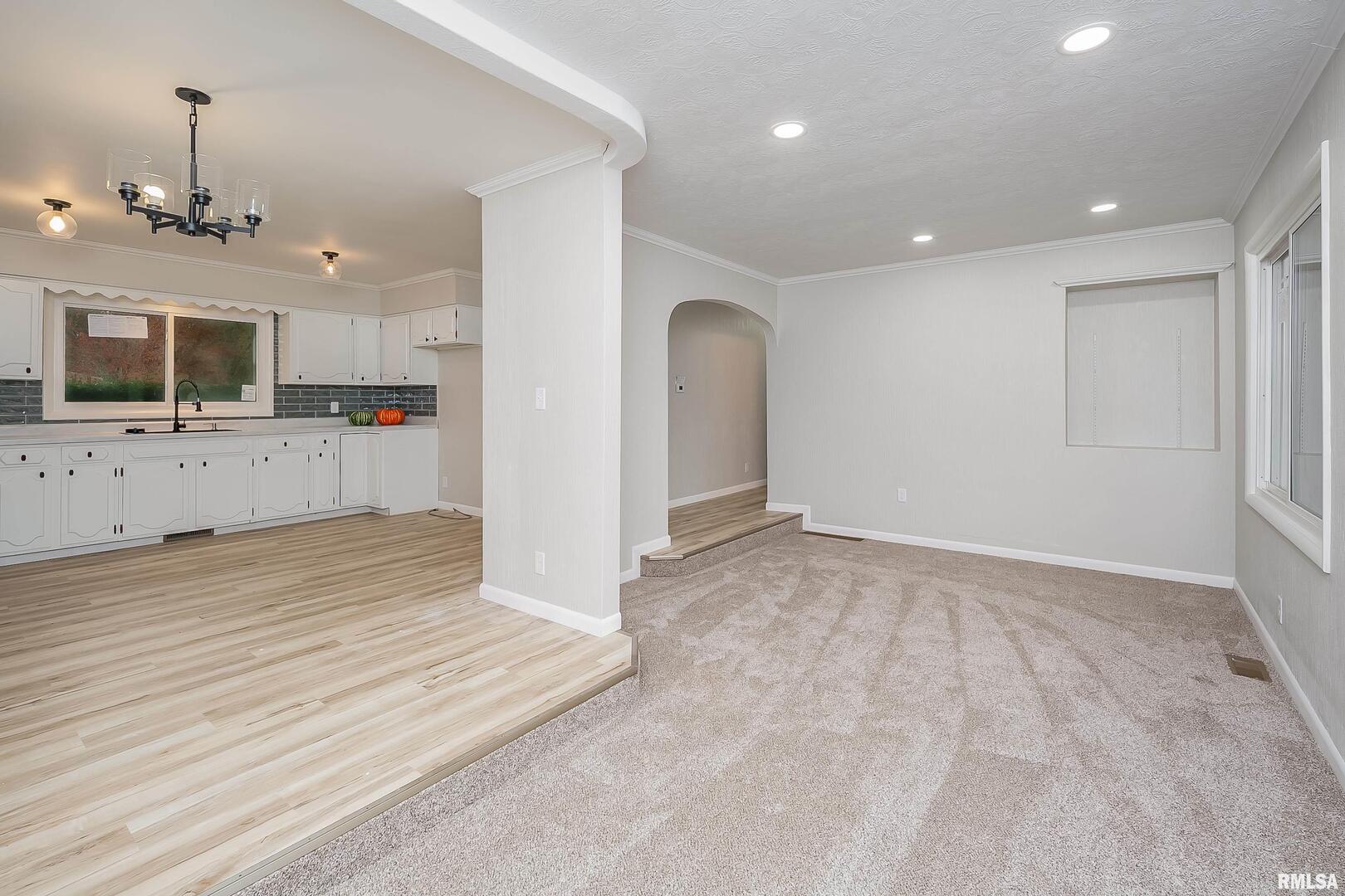 4 Maple Court Colona, IL 61241 - Photo 9 of 39 Gallery Image 9