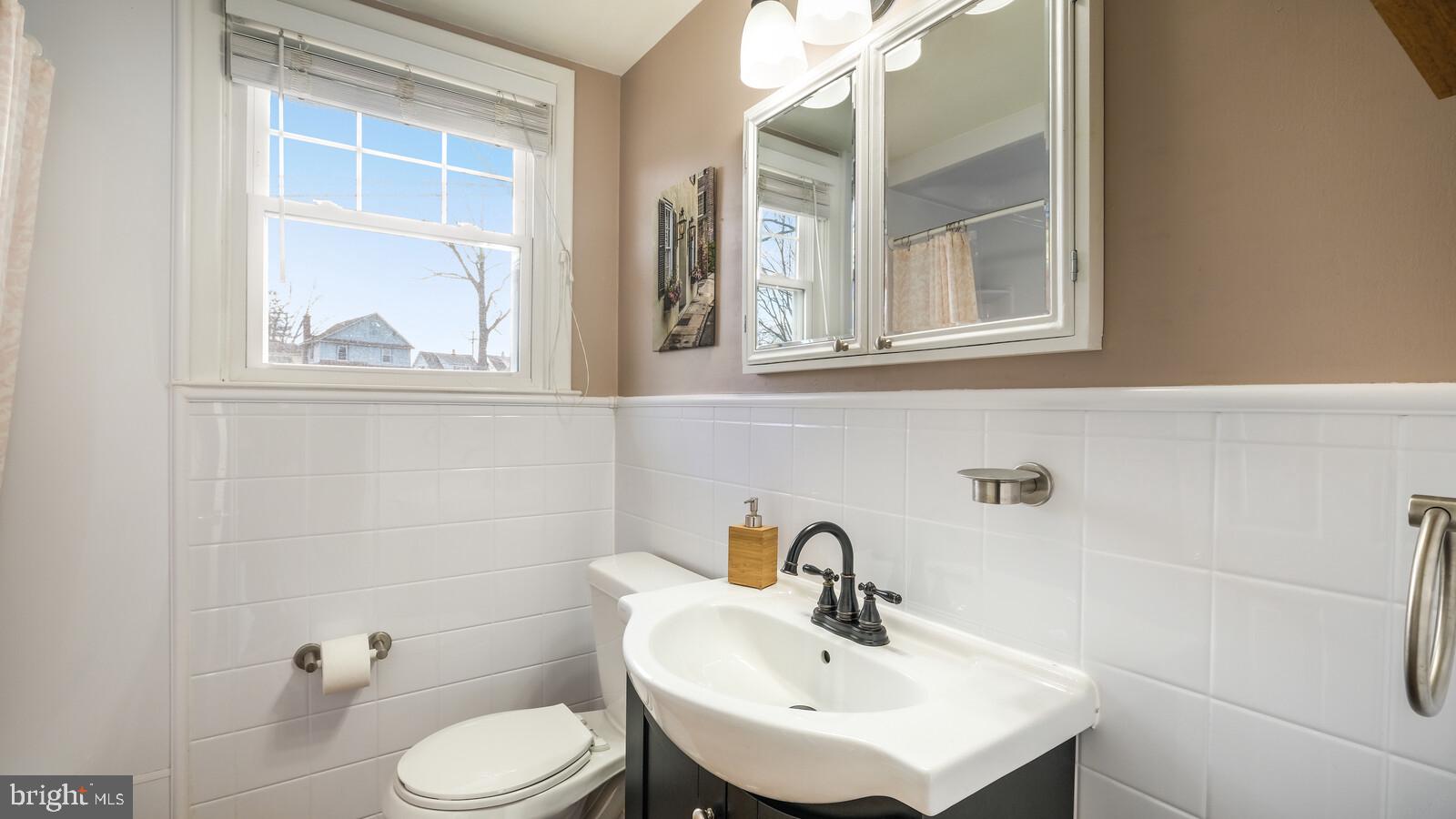 203 Cambridge Road Brookhaven, PA 19015 - Photo 11 of 22 Gallery Image 11