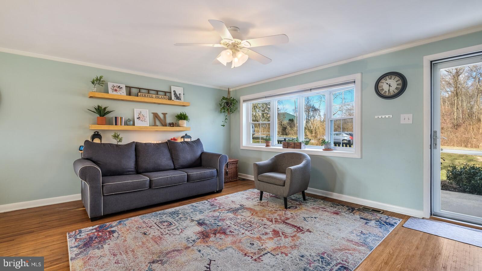 203 Cambridge Road Brookhaven, PA 19015 - Photo 3 of 22 Gallery Image 3