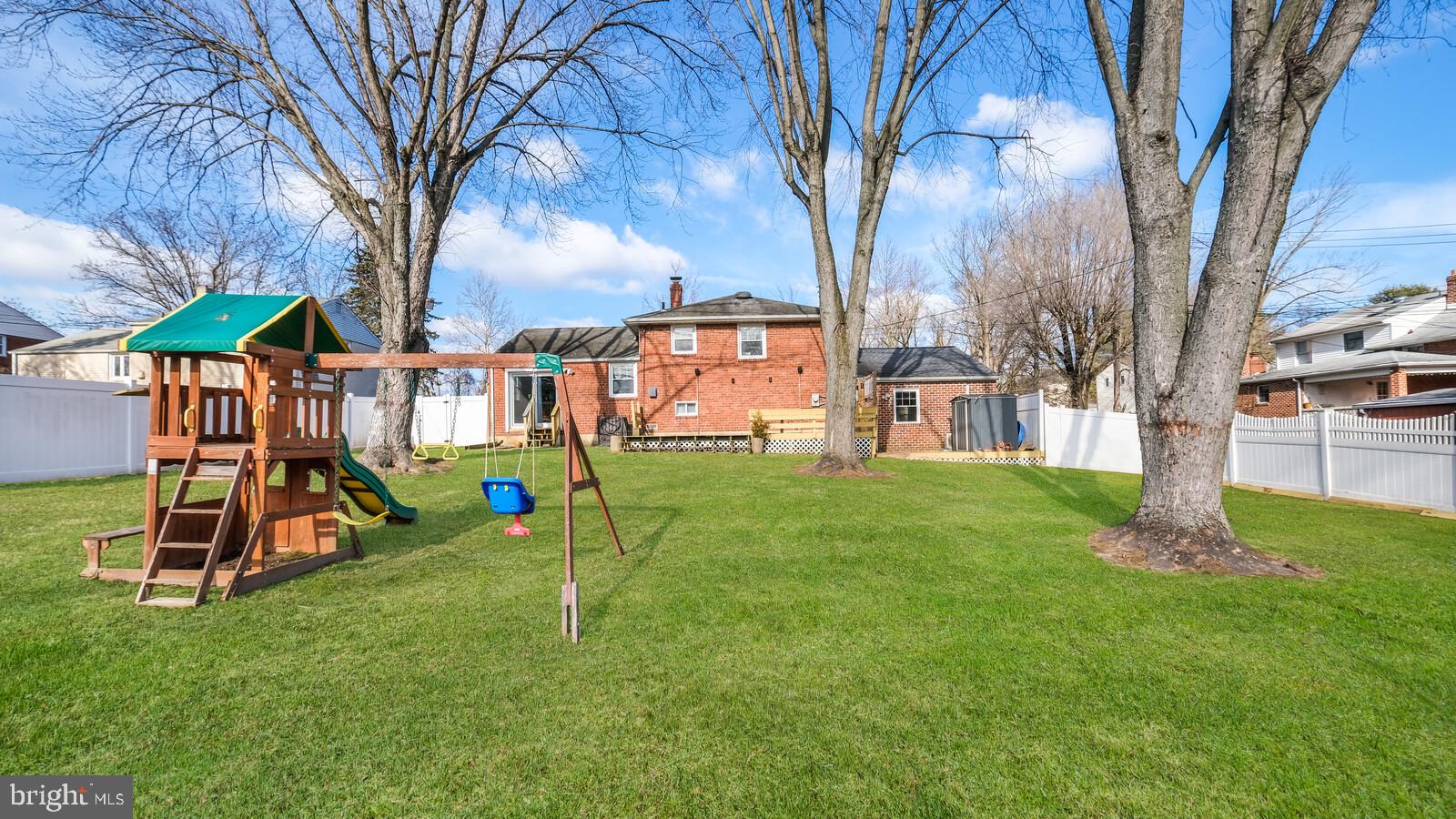 203 Cambridge Road Brookhaven, PA 19015 - Photo 21 of 22 Gallery Image 21