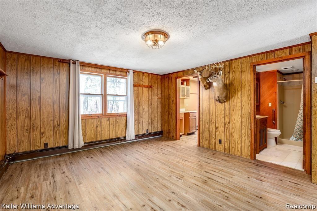 10130 East Lovejoy Road Linden, MI 48451 - Photo 4 of 32 06-10130 E Lovejoy Rd Linden0001.jpg