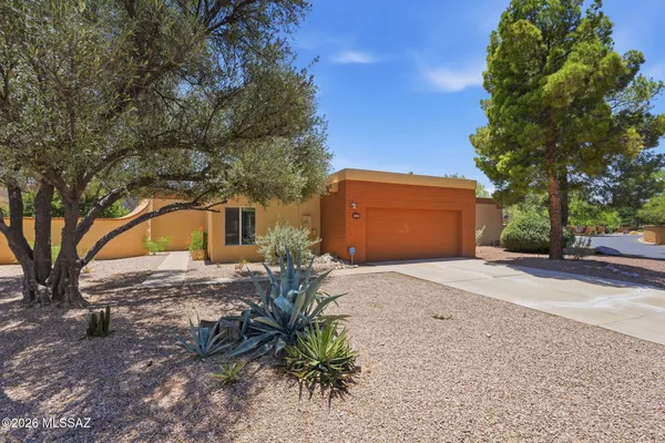 $350,000 | 4770 East Water Street, Tucson, AZ 85712